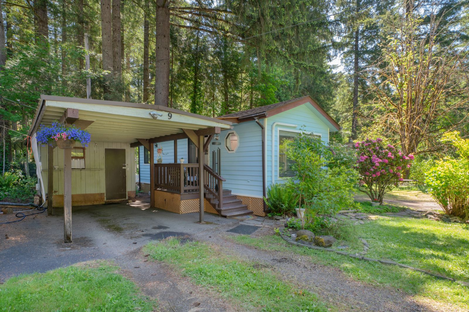 55636 McKenzie River Drive Space 9 — photo 3